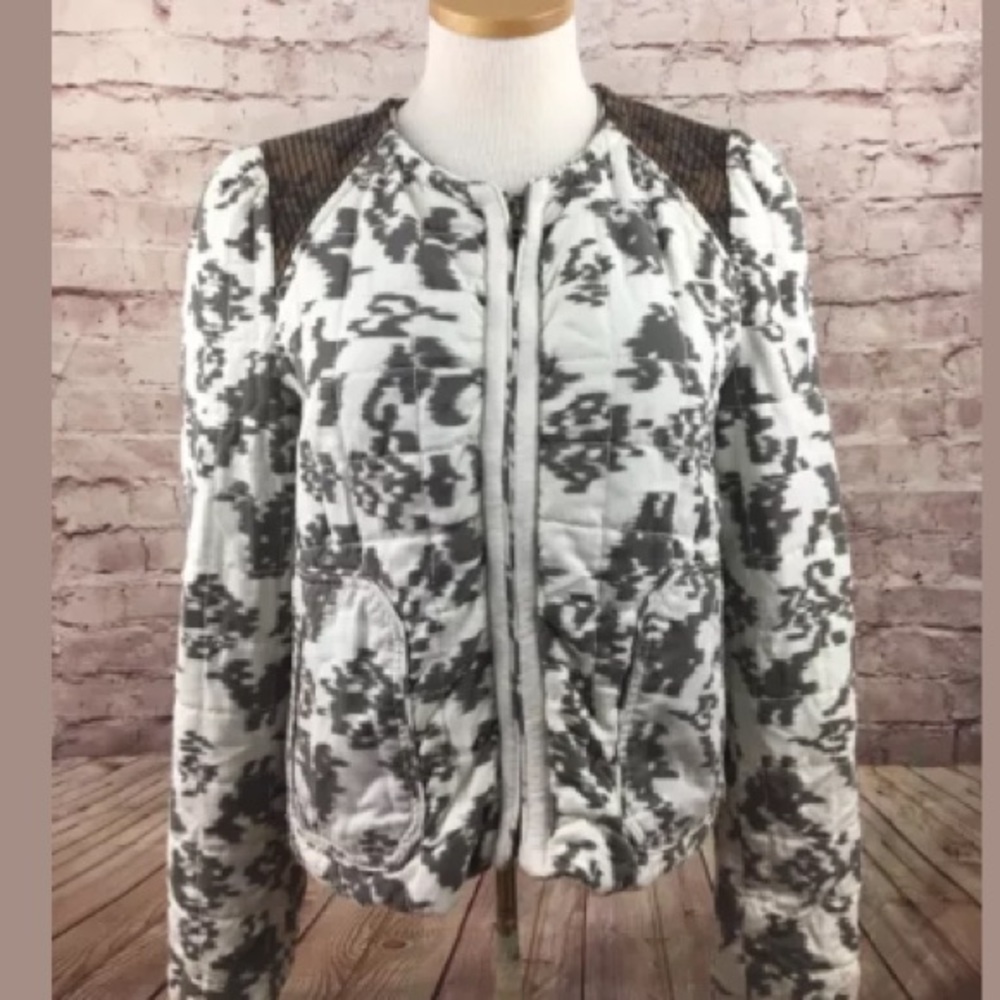 Aritzia Wilfred Quilted Dauphine Bomber Jacket